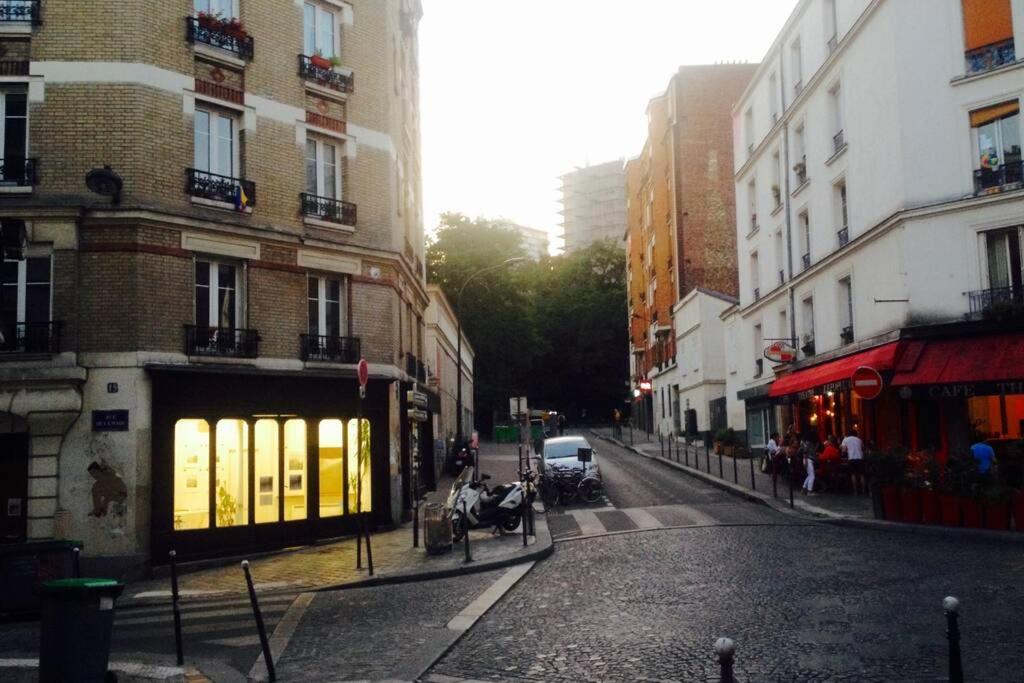 Appartement Small Arty Menilmontant Parijs